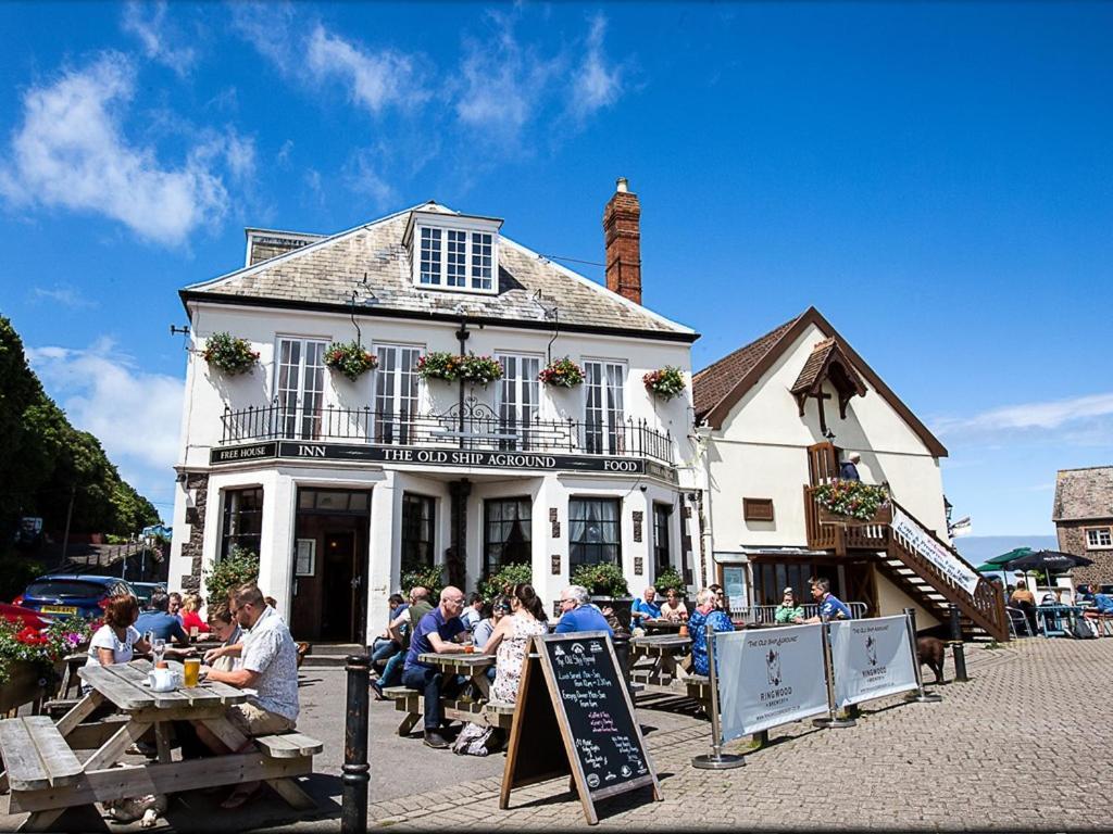 曼海德 The Old Ship Aground酒店 外观 照片